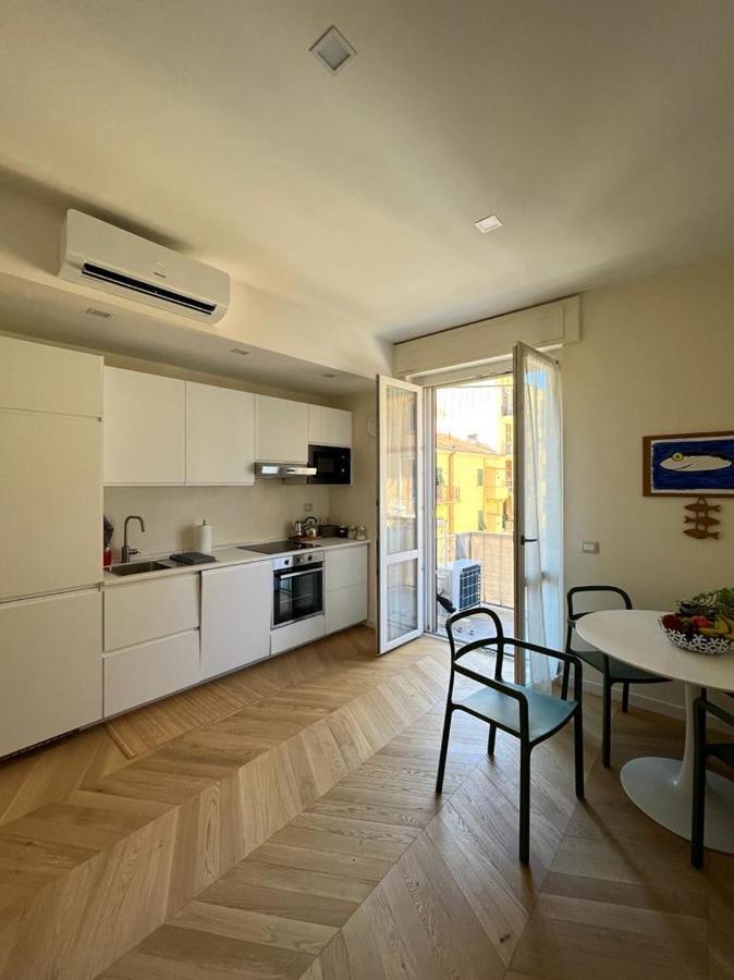 Little House 5 Terre Apartment ลาสเปเซีย ภายนอก รูปภาพ