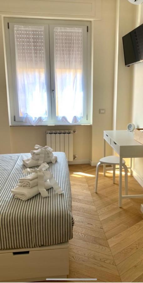 Little House 5 Terre Apartment ลาสเปเซีย ภายนอก รูปภาพ
