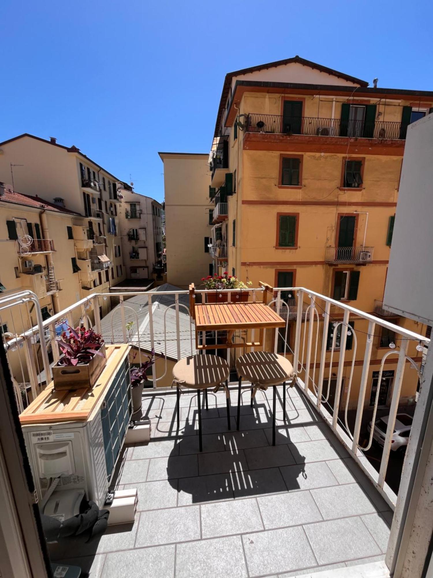 Little House 5 Terre Apartment ลาสเปเซีย ภายนอก รูปภาพ