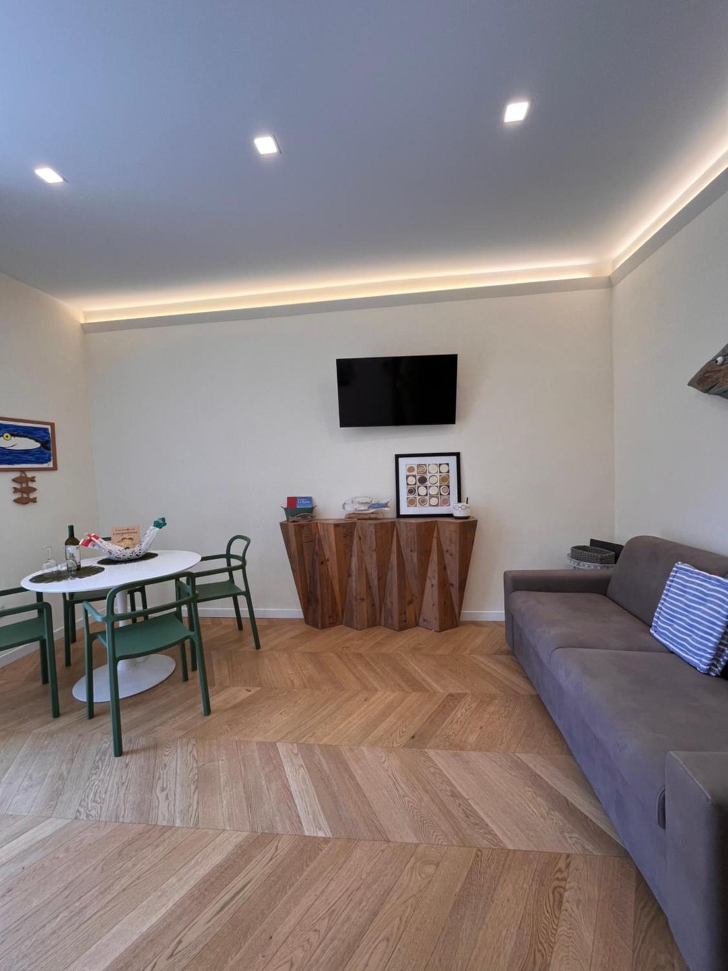 Little House 5 Terre Apartment ลาสเปเซีย ภายนอก รูปภาพ